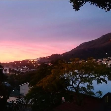 Independent Quaint Flat, Close To Beach Κέιπ Τάουν Εξωτερικό φωτογραφία